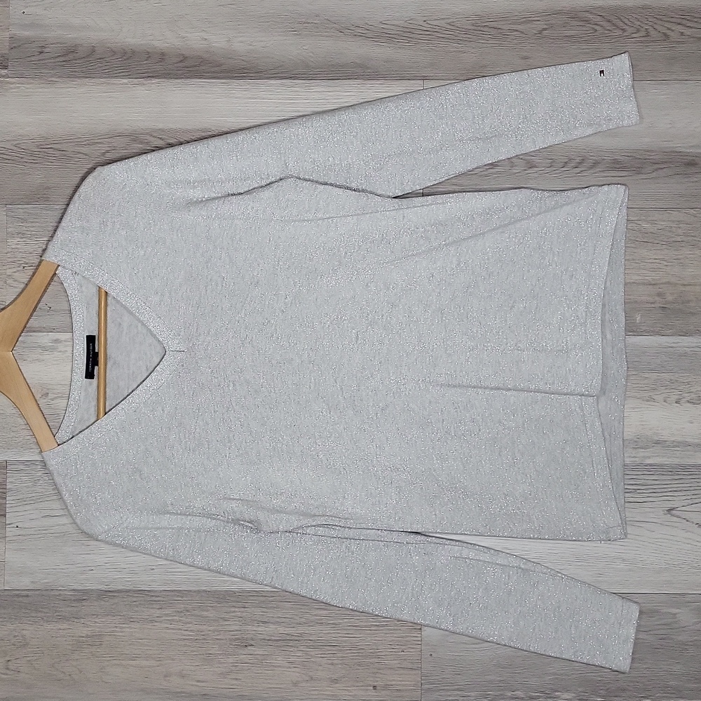 Tommy Hilfiger Womens Medium Light Grey Shimmer V Neck Long Sleeve Sweater Shine